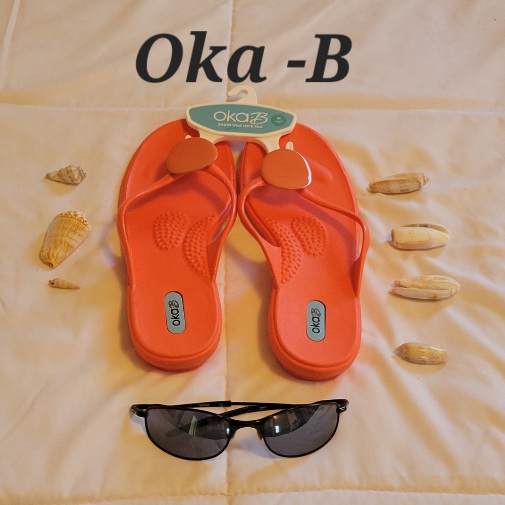Oka - B Women’s Guava Embellished Medallion Flip Flop Thong Sandals. Sz: M